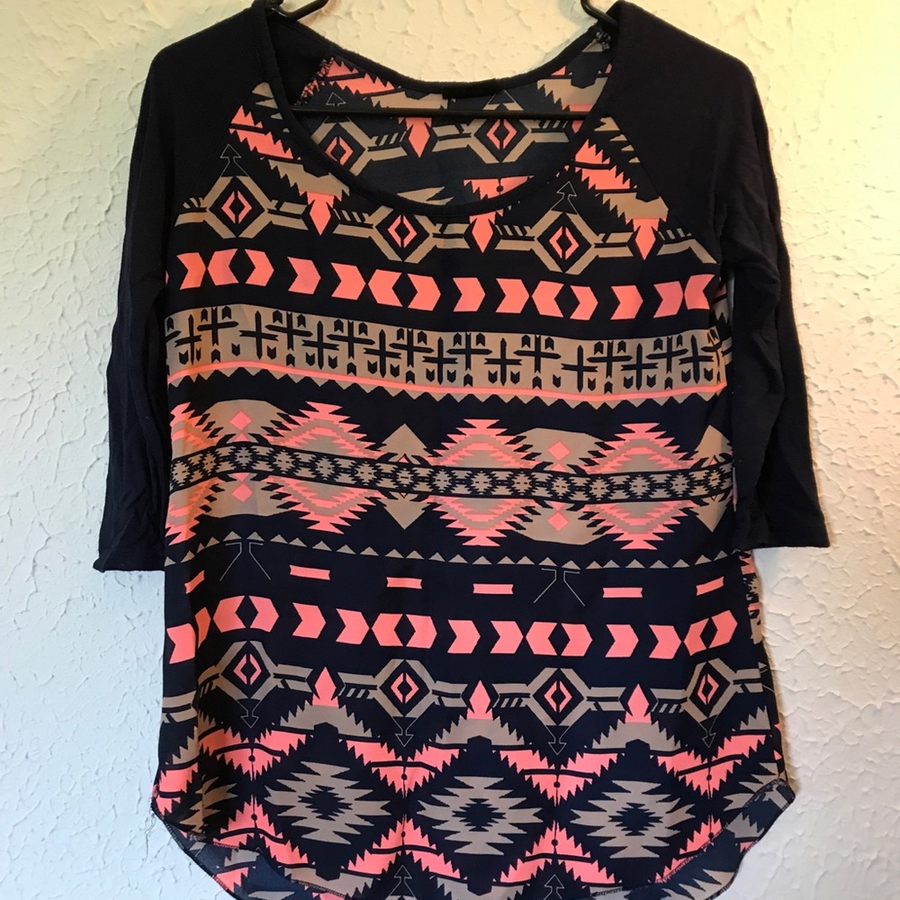 Rue 21 tribal print 3/4 length sleeve